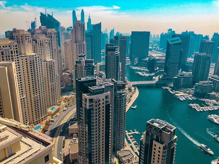 Luxury Real Estate in UAE: Unravelling the 2023 Buyer's Mindset Amidst Dubai's Property Surge 4 pexels photo 8555577 resize